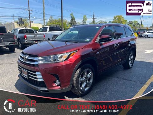 Used 2017 Toyota Highlander Limited w/ Protection Package #3 AWD/4WD image 4