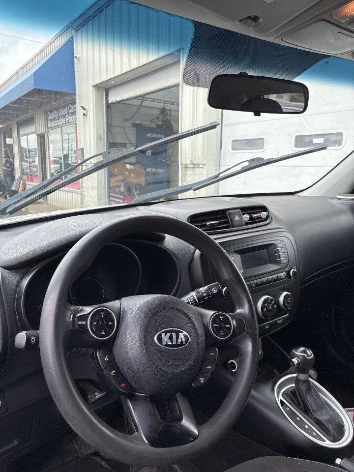 Used 2016 Kia Soul FWD image 7