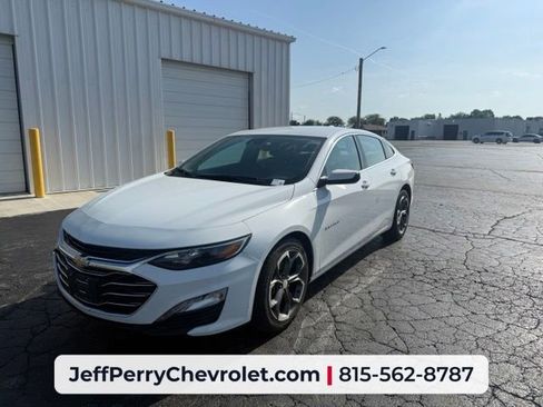 Used 2024 Chevrolet Malibu LT FWD image 1