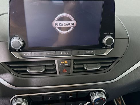 Used 2021 Nissan Altima 2.5 SV image 18