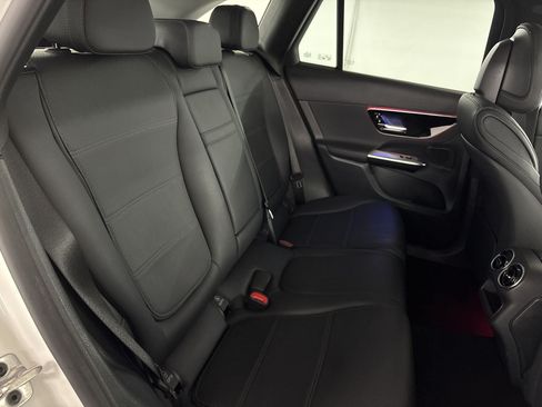 Certified 2025 Mercedes-Benz GLC 350e 4MATIC image 31