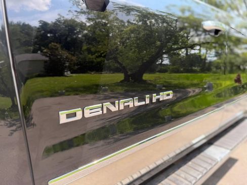 Used 2017 GMC Sierra 3500 Denali w/ Duramax Plus Package AWD/4WD image 66