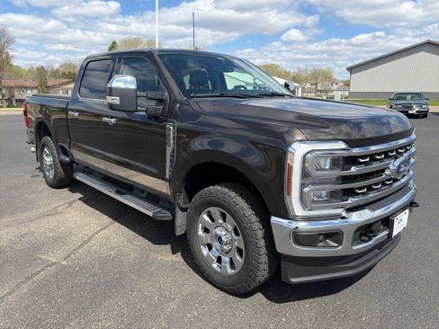 Used 2024 Ford F250 Lariat w/ Chrome Package AWD/4WD image 7