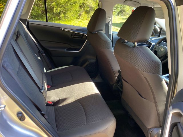 Used 2025 Toyota RAV4 LE AWD/4WD image 30