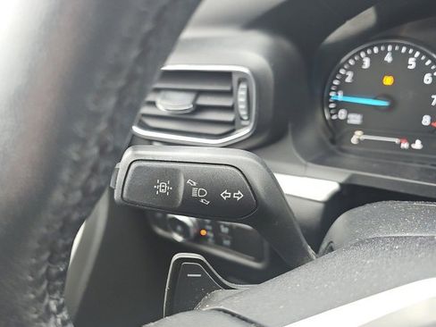 Used 2020 Ford Explorer XLT w/ Equipment Group 202A image 33