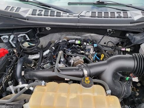 Used 2020 Ford F150 XL w/ Equipment Group 101A Mid AWD/4WD image 14