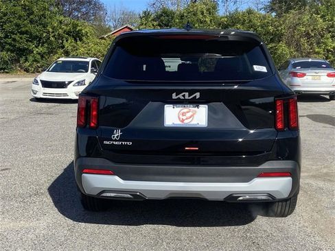 New 2026 Kia Sorento LX image 3