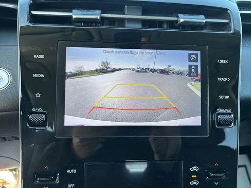 Used 2022 Hyundai Tucson Blue image 23