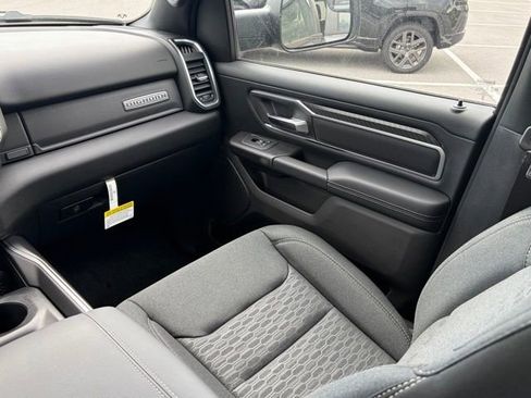 New 2026 RAM 1500 4x4 Crew Cab image 35