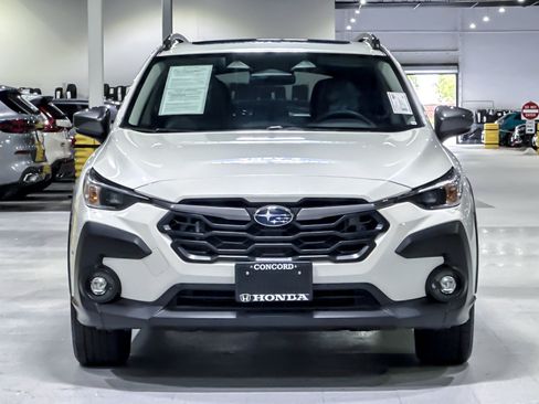 Used 2024 Subaru Crosstrek 2.0i Premium AWD/4WD image 6
