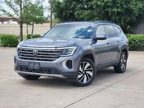 Used 2024 Volkswagen Atlas SE w/ Panoramic Sunroof Package image 1