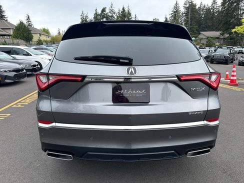 Used 2023 Acura MDX SH-AWD w/ Advance Package image 5