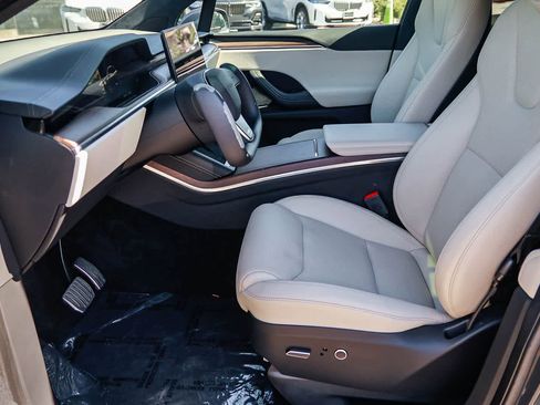 Used 2023 Tesla Model X AWD/4WD image 19