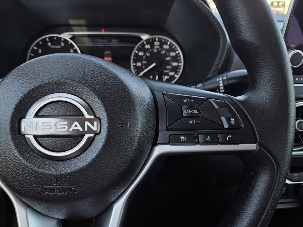 Used 2025 Nissan Sentra SV FWD image 25