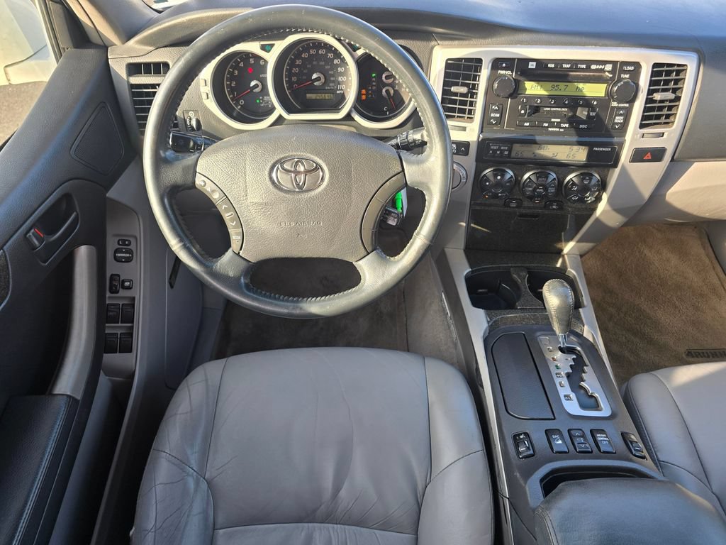 Used 2004 Toyota 4Runner Limited w/ Preferred Accessory Pkg AWD/4WD image 10