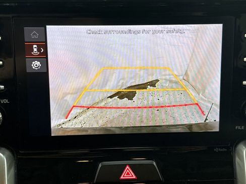 Used 2023 Kia Sorento LX FWD image 22