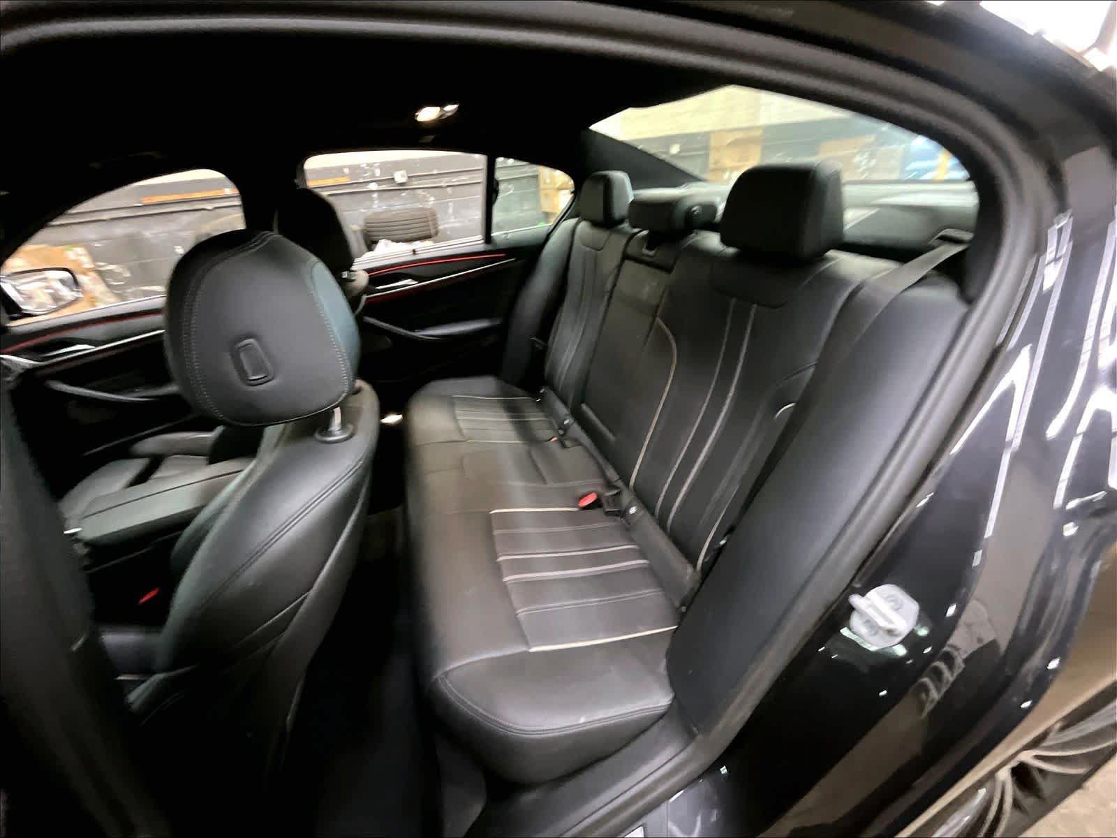 Used 2023 BMW 530i xDrive w/ Executive Package AWD/4WD image 29
