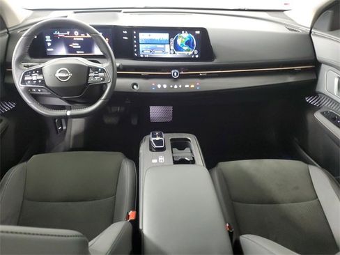 Used 2024 Nissan Ariya AWD image 15