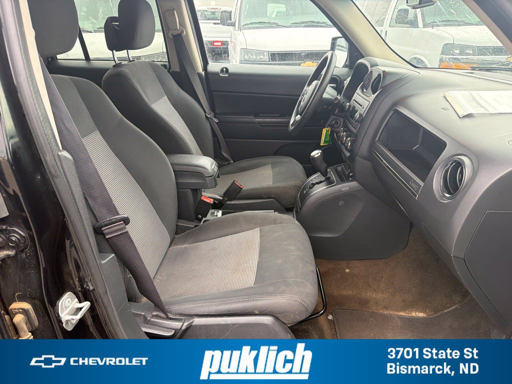 Used 2016 Jeep Patriot Sport w/ Power Value Group AWD/4WD image 25