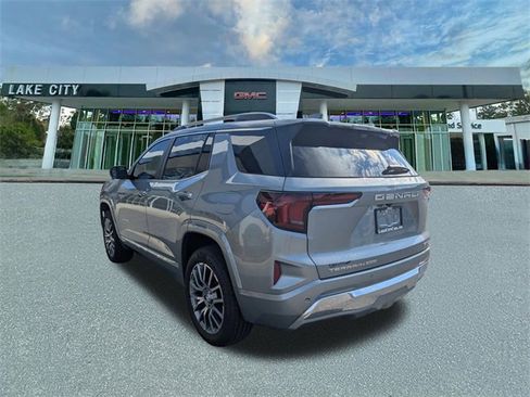 Used 2026 GMC Terrain Denali image 5