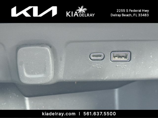 Used 2024 Chevrolet Trax LT FWD image 22
