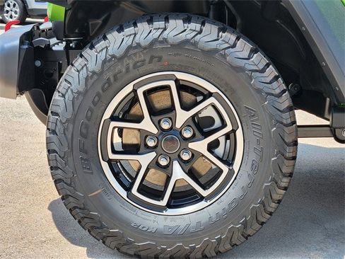 New 2025 Jeep Wrangler Unlimited Rubicon image 7