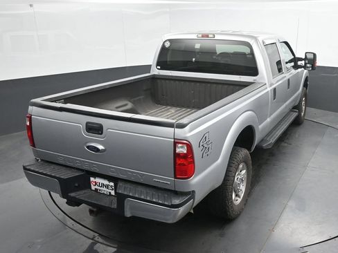 Used 2016 Ford F250 XLT w/ Snow Plow Prep Package AWD/4WD image 28