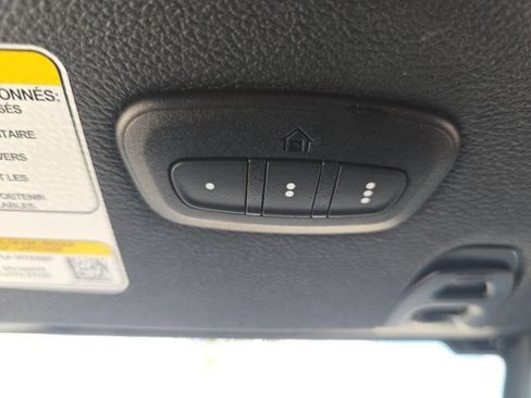 Used 2025 Jeep Wrangler Unlimited Sport AWD/4WD image 29