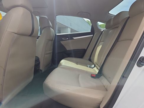 Used 2018 Honda Civic Touring image 13