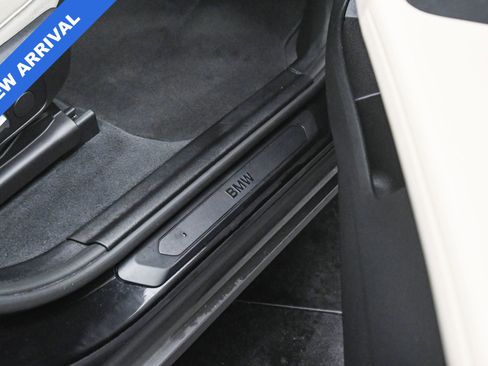 Used 2023 BMW X4 xDrive30i w/ Convenience Package image 46