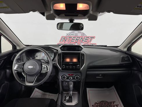 Used 2021 Subaru Crosstrek 2.0i image 11