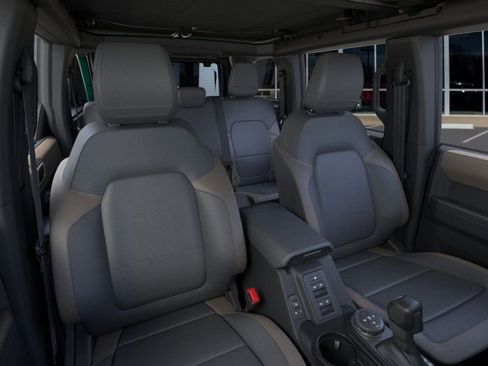 Used 2025 Ford Bronco Big Bend image 19