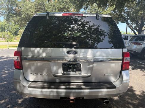 Used 2017 Ford Expedition Platinum RWD image 6
