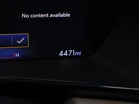 Used 2026 Chevrolet Colorado ZR2 w/ Technology Package AWD/4WD image 4