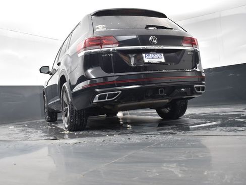 Used 2021 Volkswagen Atlas SE w/ Panoramic Sunroof Package image 26