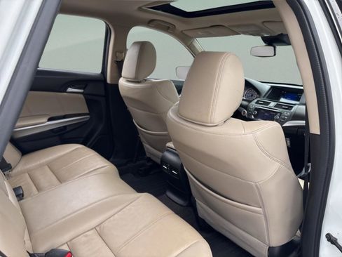 Used 2015 Honda Crosstour EX-L image 27