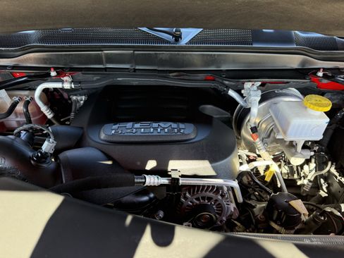 Used 2024 RAM 2500 Big Horn w/ Night Edition image 33