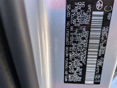 Used 2025 Toyota Prius LE image 33