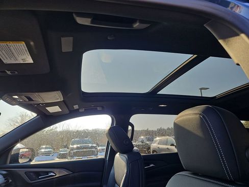 New 2026 Chevrolet Traverse LT w/ Sun and Wheel Package image 8