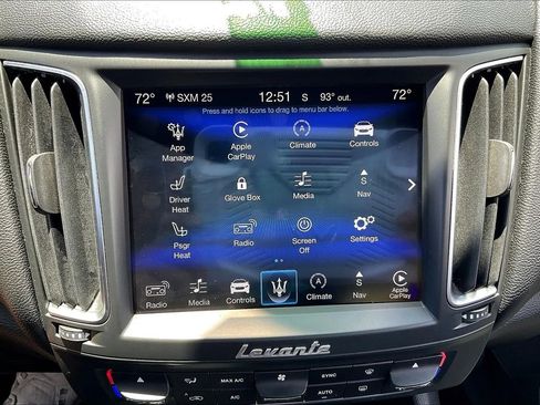Used 2018 Maserati Levante AWD/4WD image 35