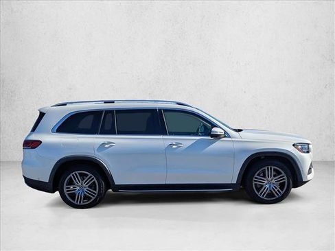 Used 2021 Mercedes-Benz GLS 450 4MATIC image 4