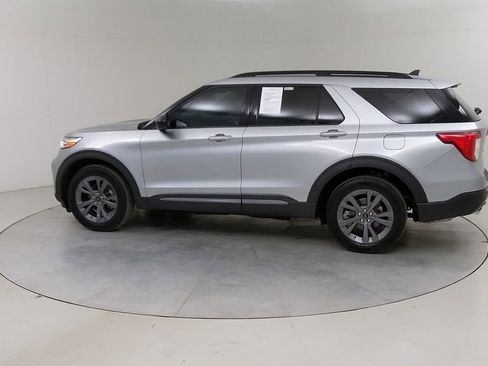 Certified 2022 Ford Explorer XLT w/ XLT Sport Appearance Package AWD/4WD image 20