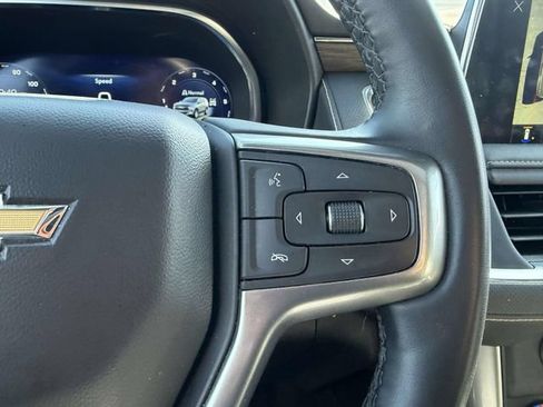 Used 2024 Chevrolet Suburban Premier AWD/4WD image 25