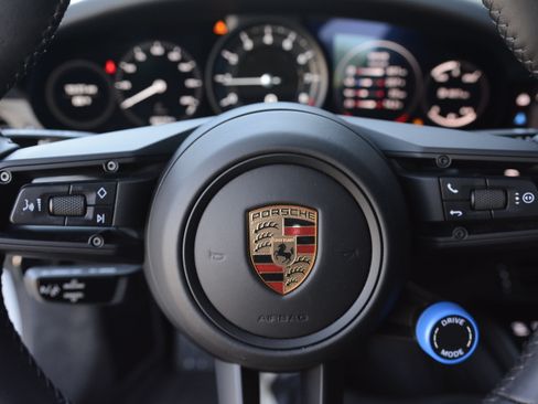 Certified 2024 Porsche 911 Carrera T RWD image 18