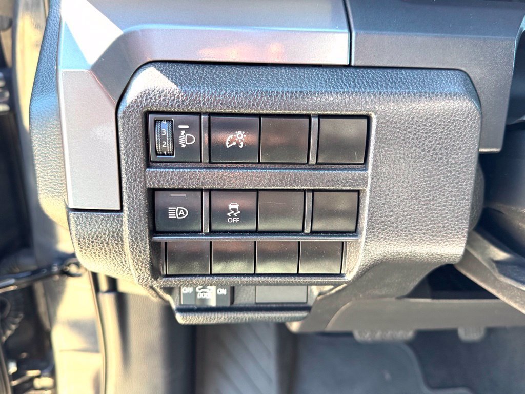 Used 2025 Toyota Tacoma SR5 RWD image 31
