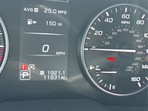 Used 2025 Subaru Legacy Premium AWD/4WD image 12