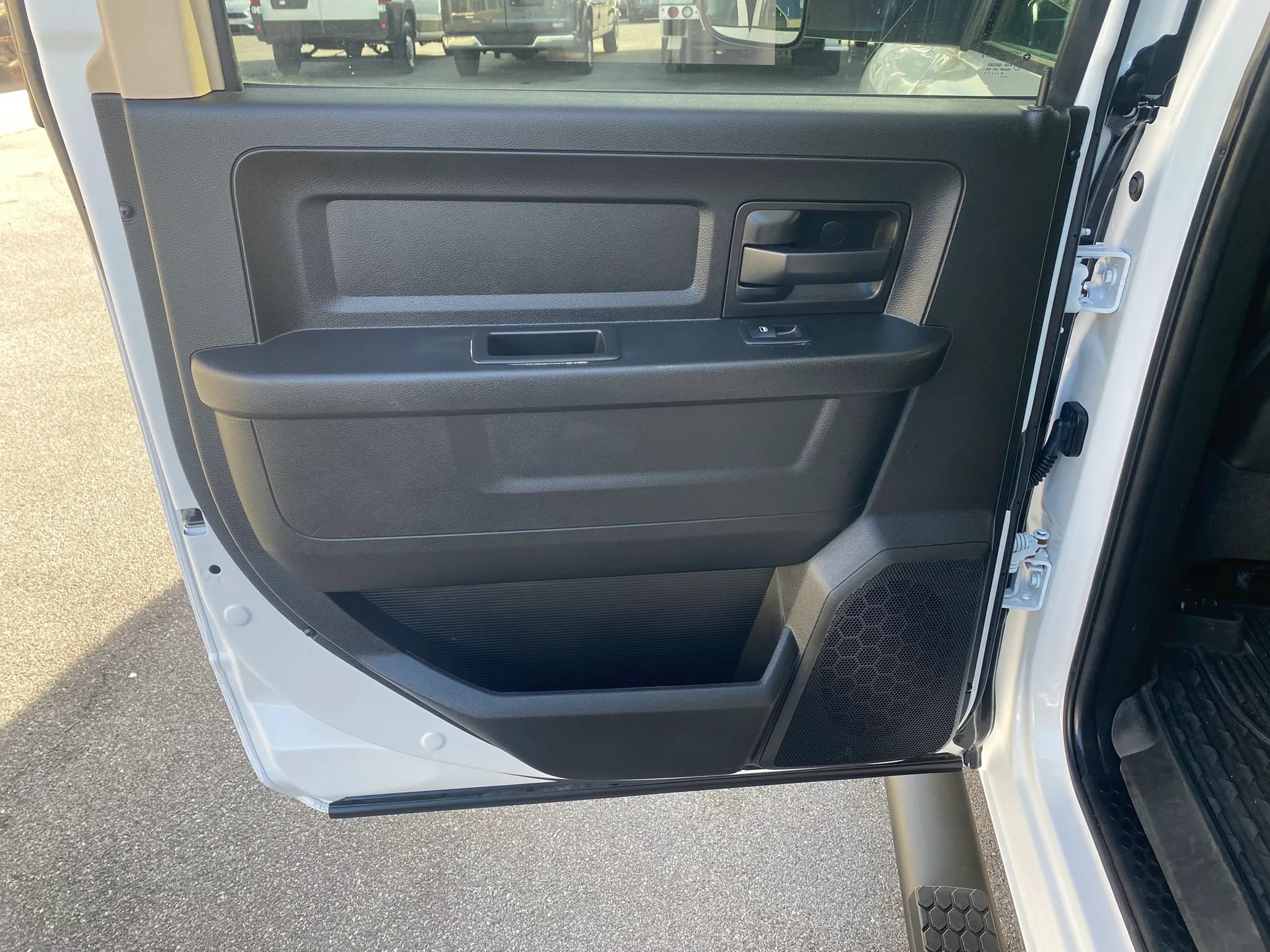 Used 2020 RAM 3500 Tradesman AWD/4WD image 27