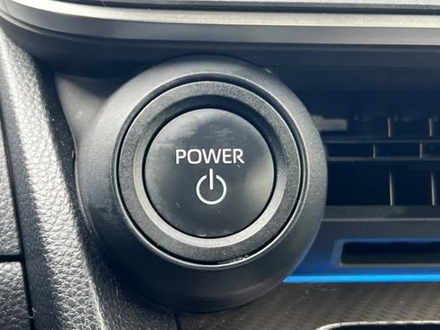 Certified 2024 Toyota Prius XLE image 23