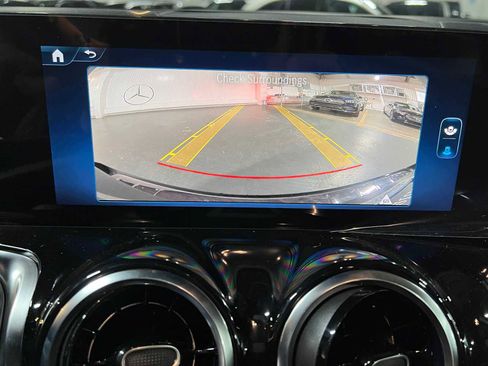New 2026 Mercedes-Benz GLB 250 4MATIC image 38