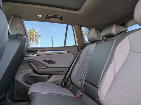 New 2026 Volkswagen Tiguan SE R-Line image 15